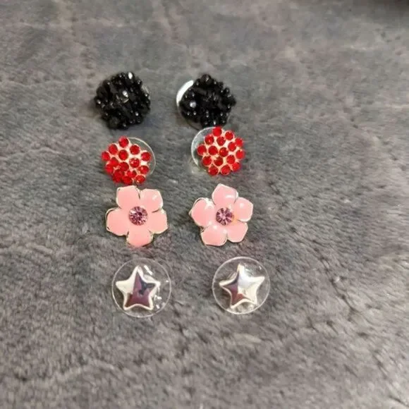 Vintage (4) Pair Bundle-Small Stud, Beaded, Rhinestone & Enamel Pierced Earrings - Picture 13 of 14